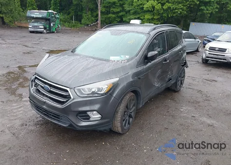 2017 Ford Escape Se from USA, damaged, VIN 1FMCU0G94HUF10597